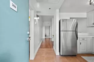 Photo #2: PTP2407436 Listing