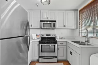 Photo #4: PTP2407436 Listing