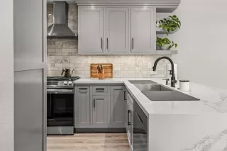 Photo #5: PTP2407458 Listing