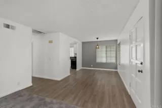 Photo #5: PTP2407532 Listing