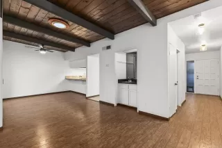 Photo #3: PTP2407542 Listing