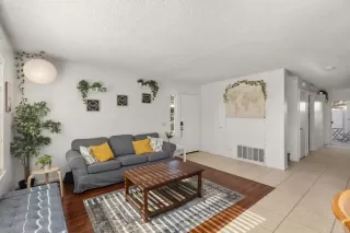 Photo #4: PTP2407696 Listing
