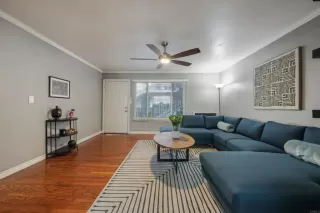 Photo #3: PTP2500405 Listing