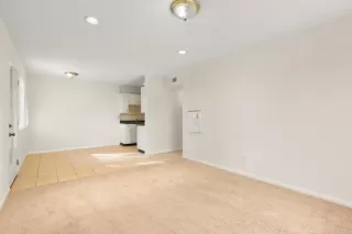 Photo #5: PTP2500430 Listing