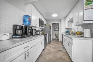 Photo #5: PTP2500455 Listing