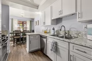 Photo #5: PTP2500474 Listing