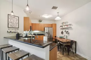 Photo #5: PTP2500693 Listing 