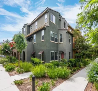 Photo #1: PTP2500722 Listing