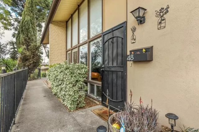 MLS: PTP2500907 Condo For Sale