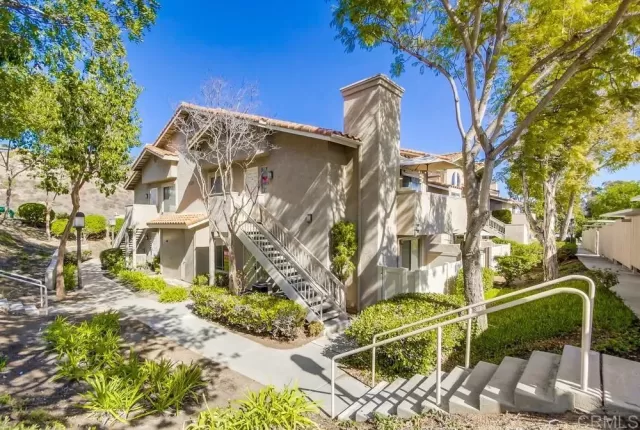 MLS: PTP2500937 Condo For Sale