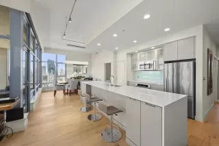 Photo #5: PTP2501002 Listing