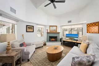 Photo #2: PTP2501039 Listing