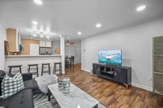 Photo #6: PTP2501162 Listing