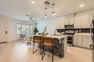 Photo #5: PTP2501448 Listing