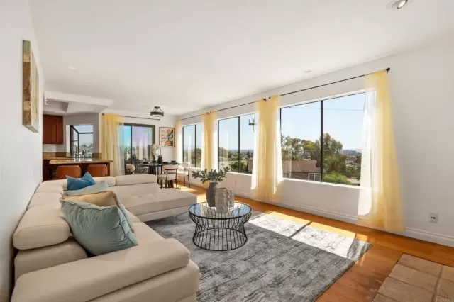 MLS: PTP2501569 Condo For Sale