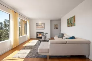 Photo #2: PTP2501569 Listing