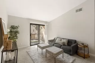 Photo #3: PTP2501644 Listing 