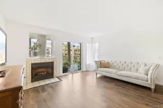 Photo #3: PTP2501679 Listing