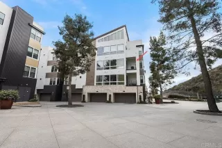 Click for more information on MLS # PTP2501689 : 8381 DISTINCTIVE DRIVE More Details about MLS # PTP2501689 : 8381 DISTINCTIVE DRIVE