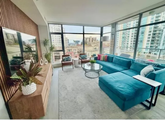 MLS: PTP2501754 Condo For Sale