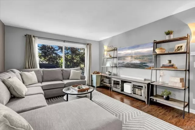 MLS: PTP2501900 Condo For Sale