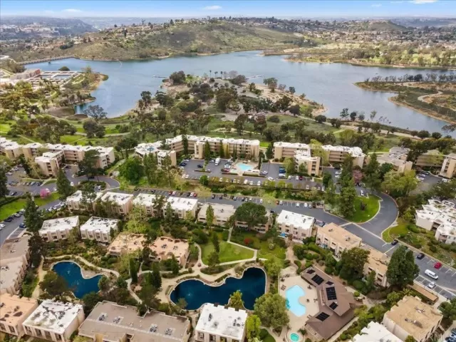 MLS: PTP2501941 Condo For Sale