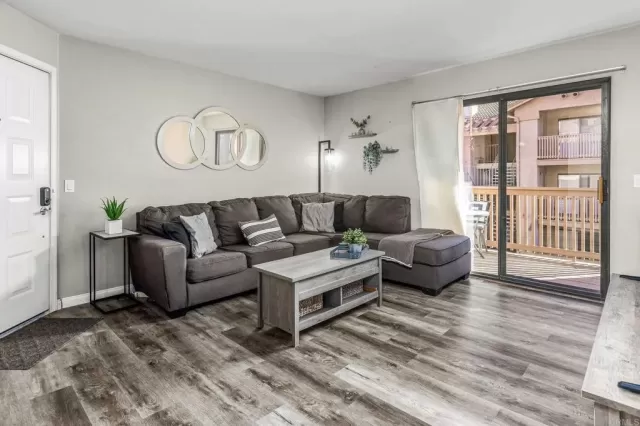 MLS: PTP2501973 Condo For Sale