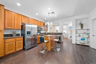 Photo #4: PTP2502001 Listing