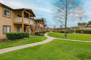 Photo #3: PTP2502015 Listing 