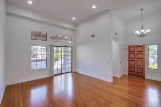 Photo #1: PTP2502034 Listing