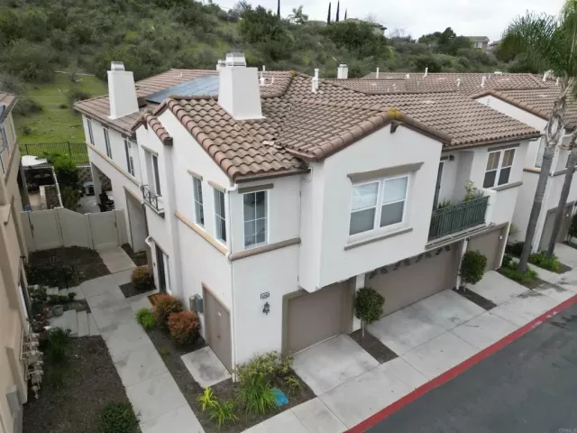 MLS: PTP2502050 Condo For Sale