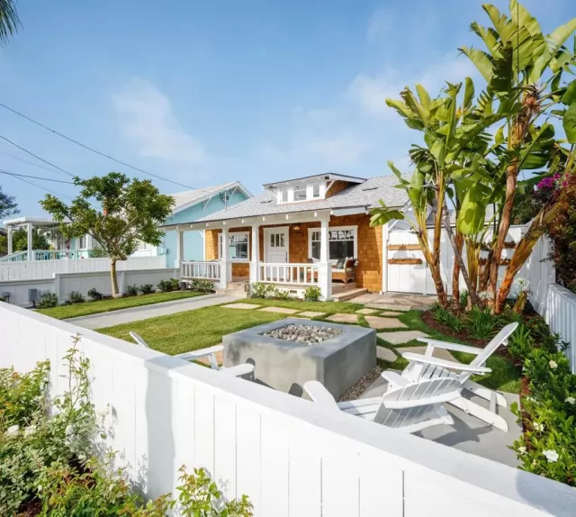 MLS: PTP2502077 Condo For Sale