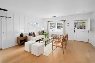 Photo #5: PTP2502077 Listing