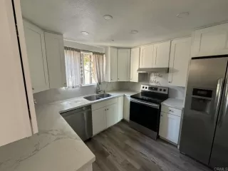 Photo #4: PTP2502103 Listing 