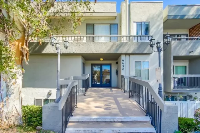 MLS: PTP2502131 Condo For Sale