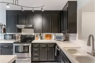 Photo #3: PTP2502203 Listing 