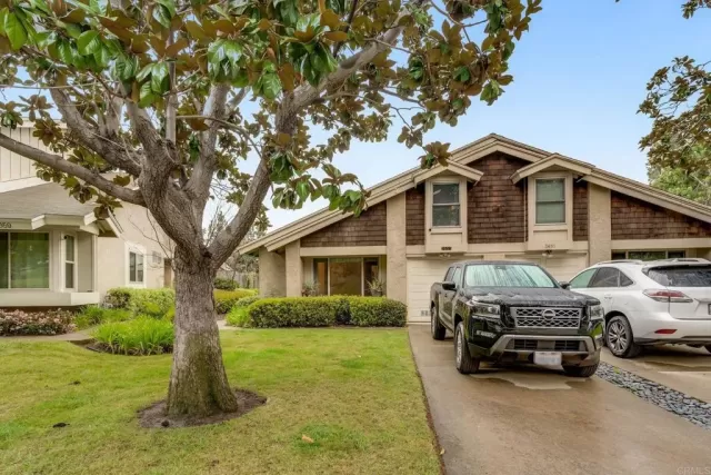 MLS: PTP2502210 Condo For Sale