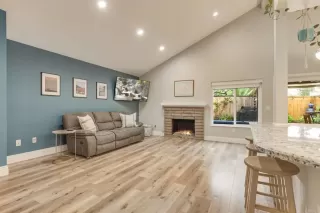 Photo #6: PTP2502210 Listing 