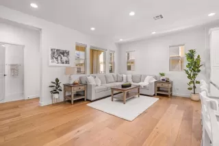 Photo #4: PTP2502225 Listing