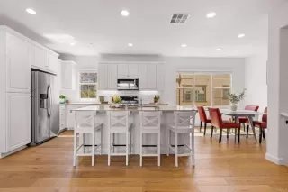 Photo #6: PTP2502225 Listing