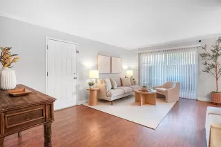 Photo #1: PTP2502365 Listing