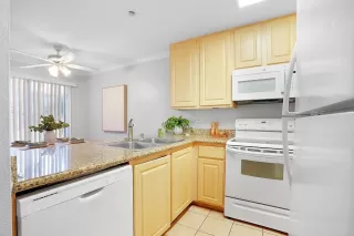 Photo #6: PTP2502365 Listing