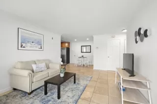 Photo #5: PTP2502413 Listing