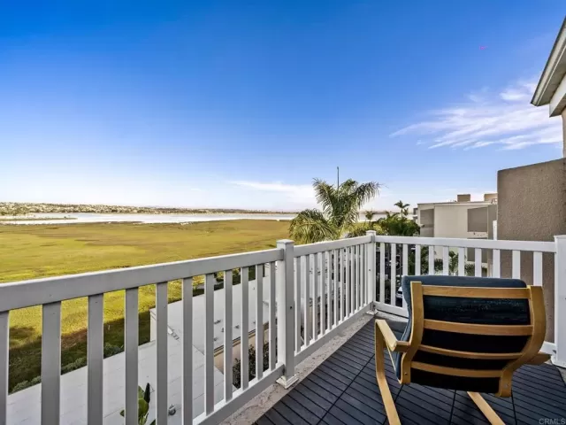 MLS: PTP2502527 Condo For Sale