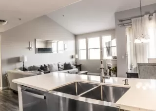 Photo #2: PTP2502561 Listing