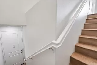 Photo #5: PTP2502604 Listing