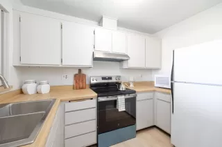 Photo #5: PTP2502648 Listing 