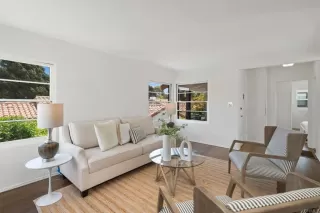 Photo #5: PTP2502755 Listing