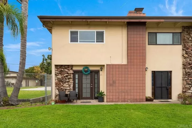 MLS: PTP2502763 Condo For Sale