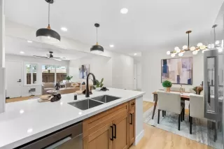 Photo #5: PTP2502835 Listing